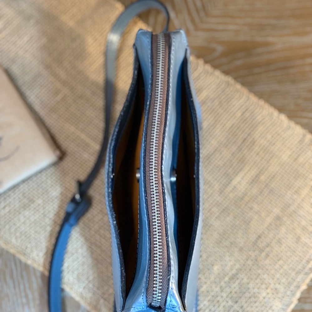 Patricia Nash Nazaire Blue Leather Top Zip Crossbody Bag - Picture 10 of 16